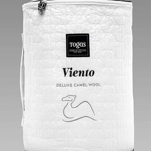 Togas Queen All Season Comforter